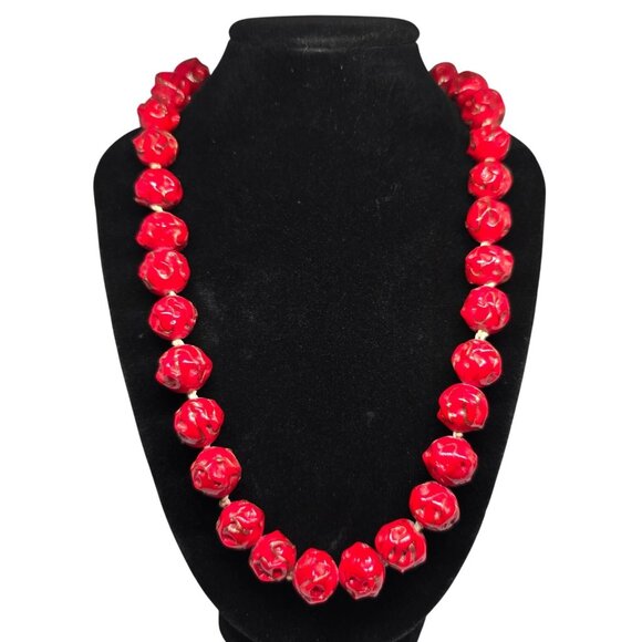 Unbranded Jewelry - Vintage Red Cinnabar Style Beaded Necklace Gold Tone 18" Choker